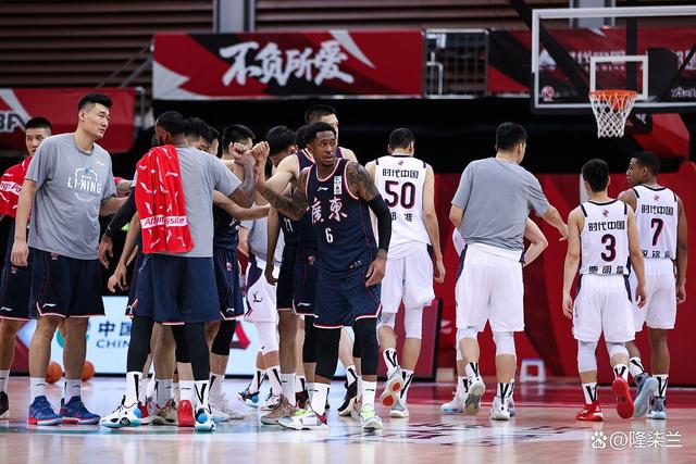 北京男篮在客场战胜对手，实现逆袭