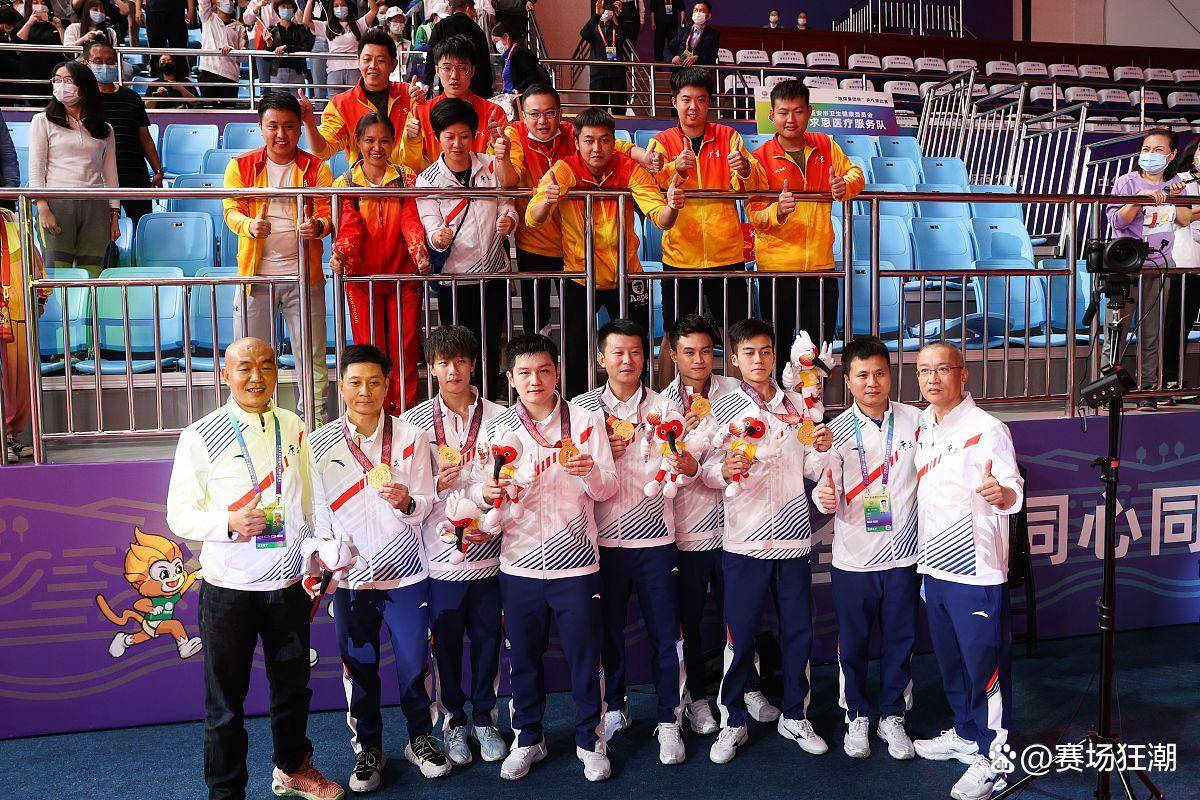 爱游戏入口-外援连进两球助球队夺冠胜利