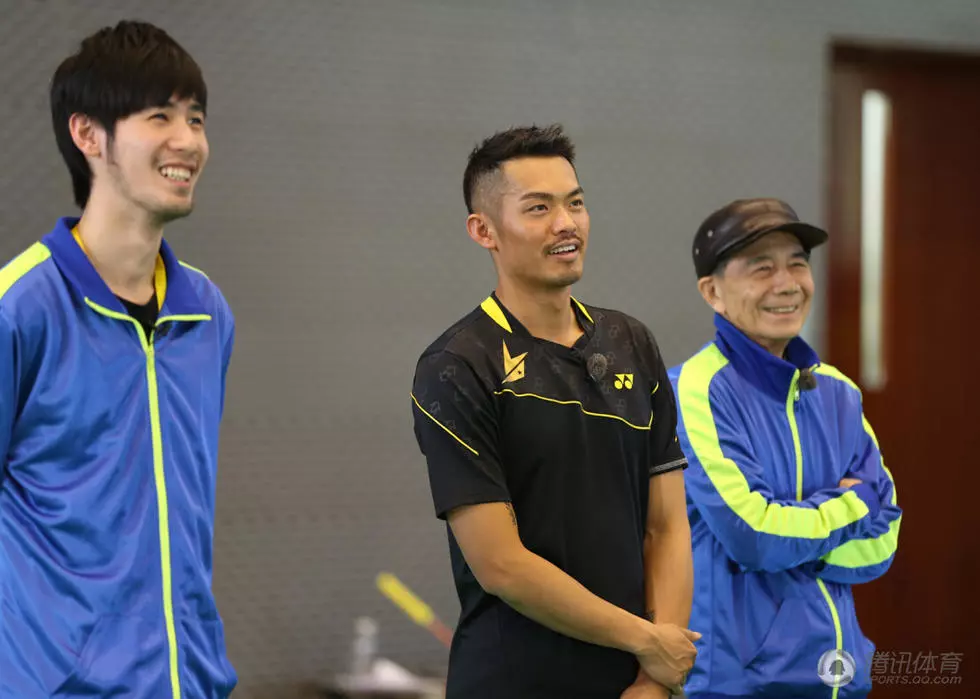 爱游戏官网-包含深圳队伍展现出色配合，反击技巧令对手无法应对的词条