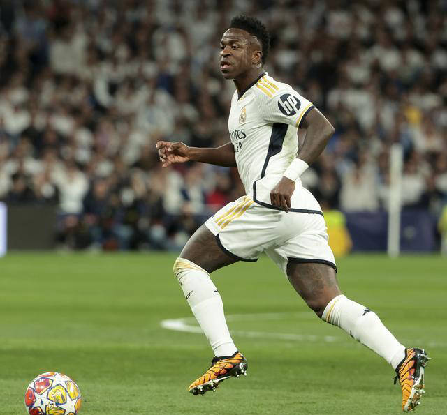 爱游戏官方入口-欧国联半决赛谁能晋级？悬念待解的简单介绍